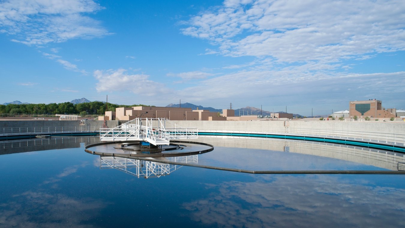 Aerial view of the 91st Ave water plant holding pool. 