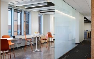 A study and meeting room just off the hallway inside the Biodesign Institute.