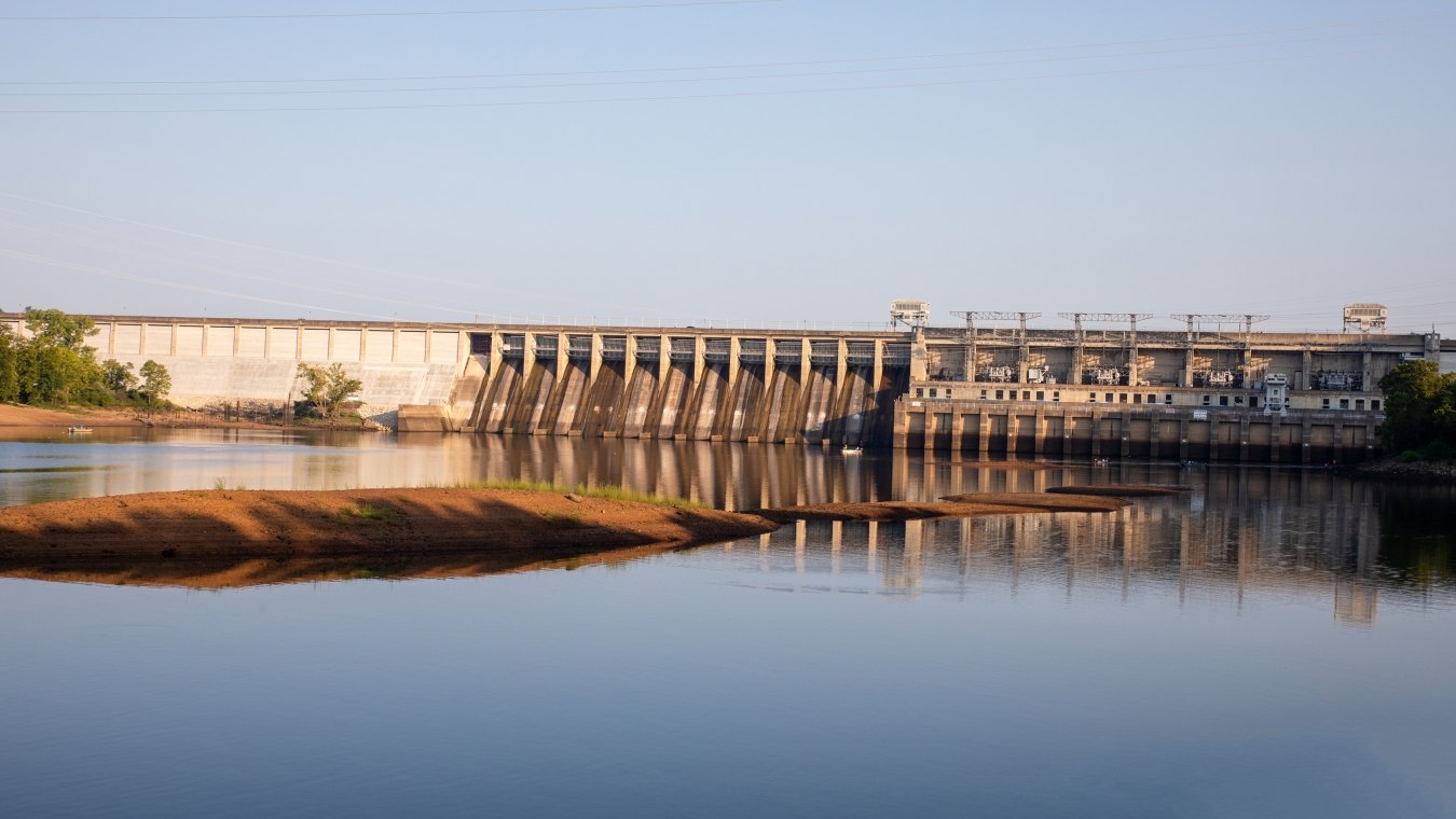 Body of Water and Ameren Bagnell Dam Structure