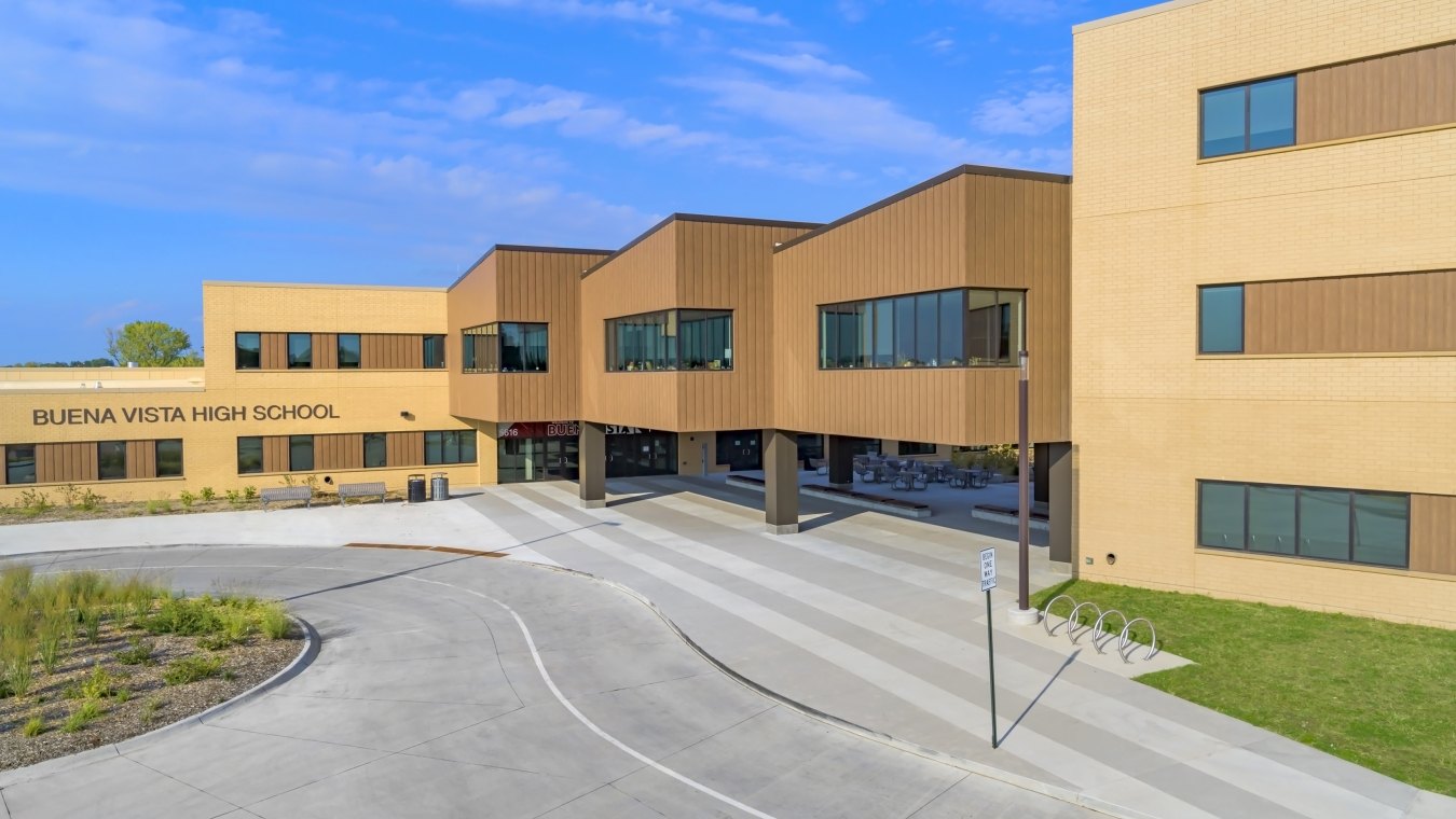 Omaha Public Schools Buena Vista High School  exterior