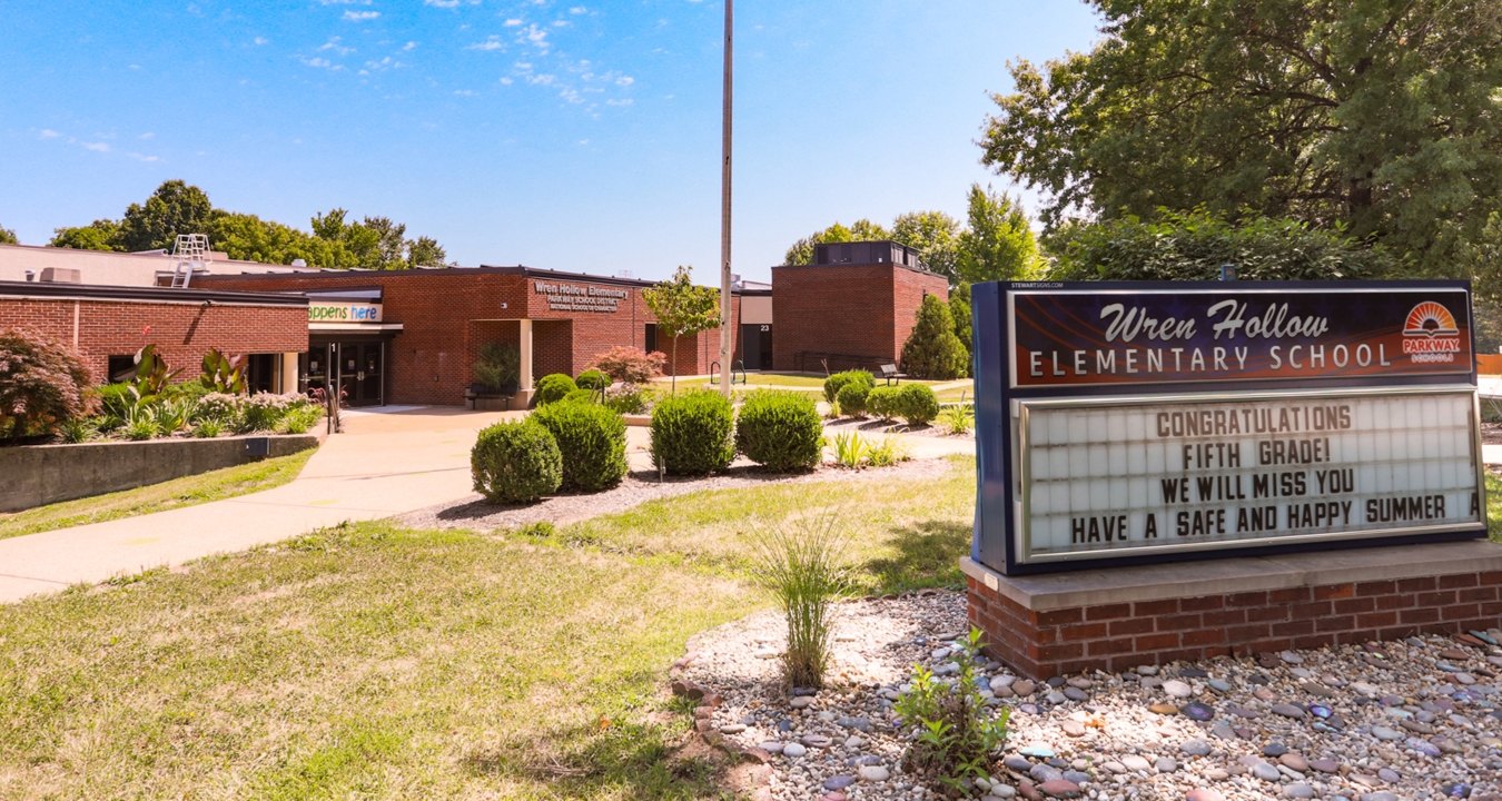 The front of Wren Hollow Elementary School.