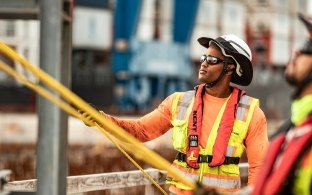 2 construction workers on a jobsite