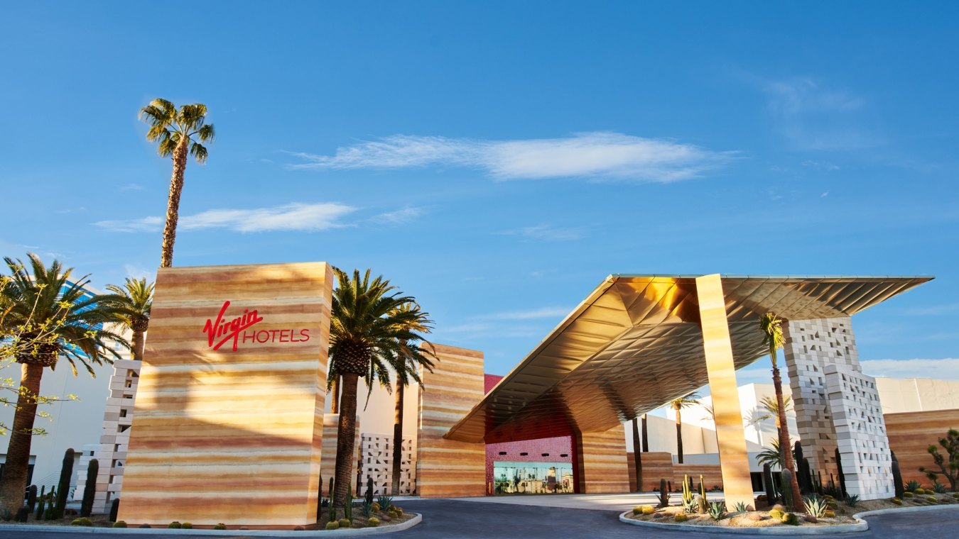 Exterior view of the hotel entryway